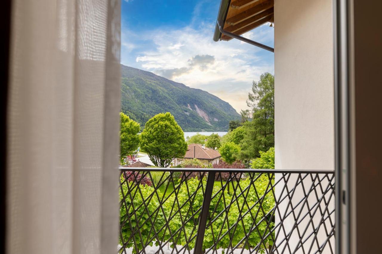Hotel Lido - Slow & Natural Living Molveno Exterior photo
